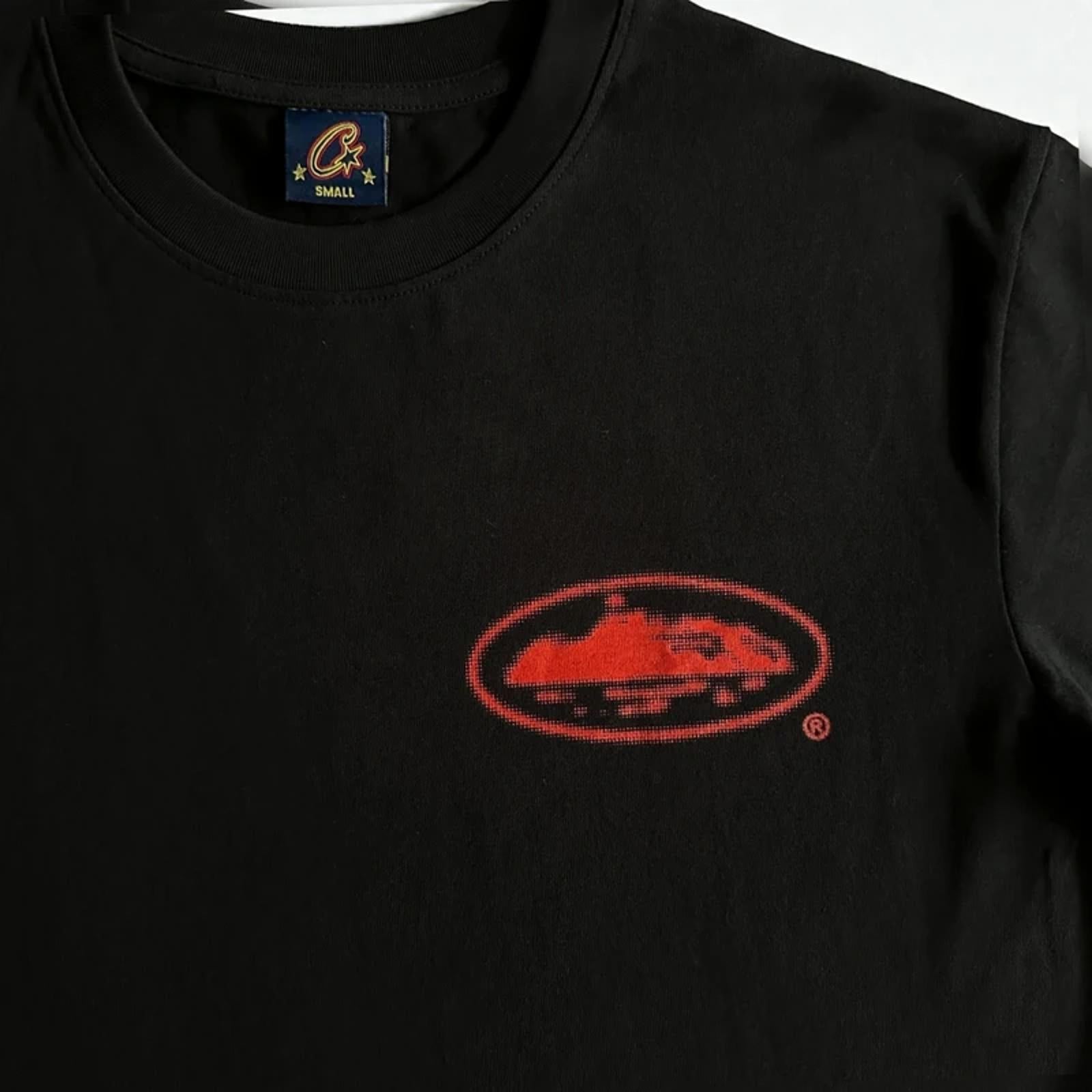 Corteiz halftone island tee Black/Red