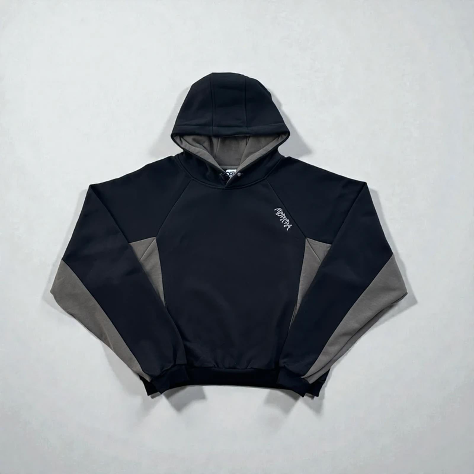 Mertra Hoodie Black/Grey