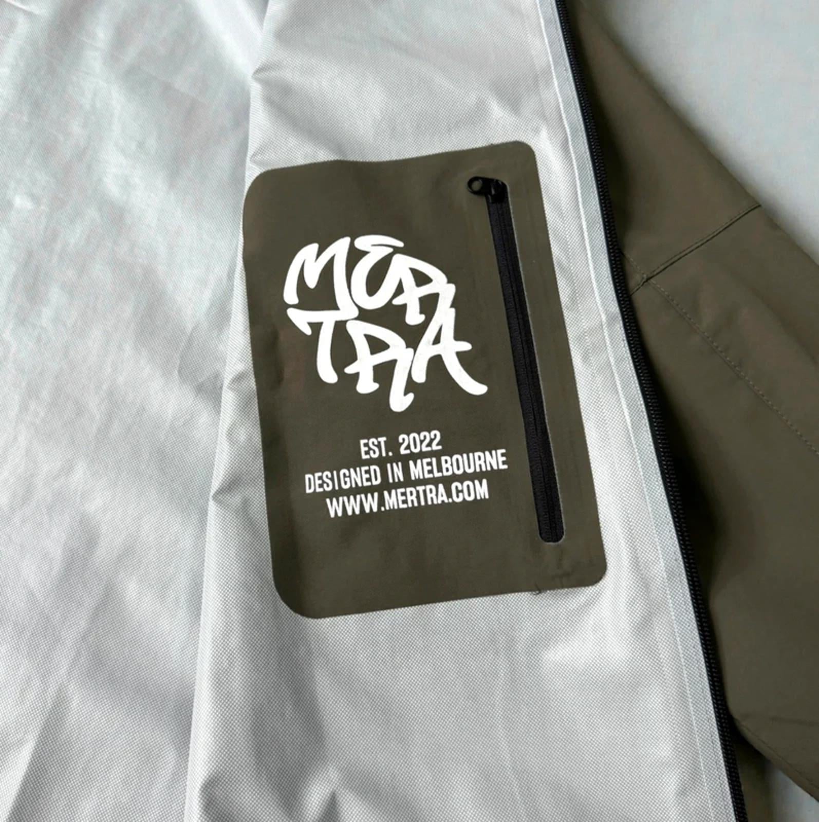 Mertra Water Reactive Windbreaker Khaki