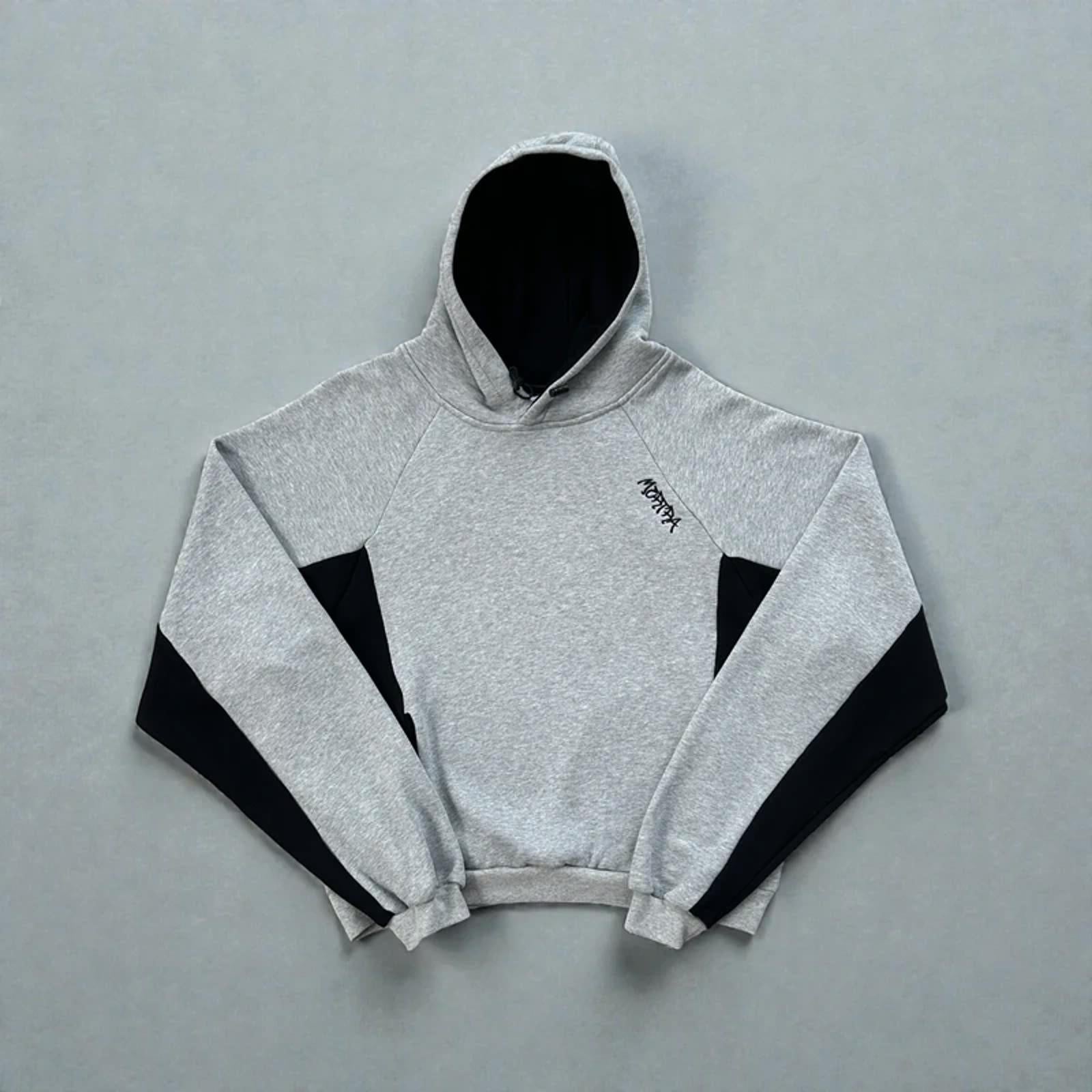 Mertra Hoodie Grey/Black