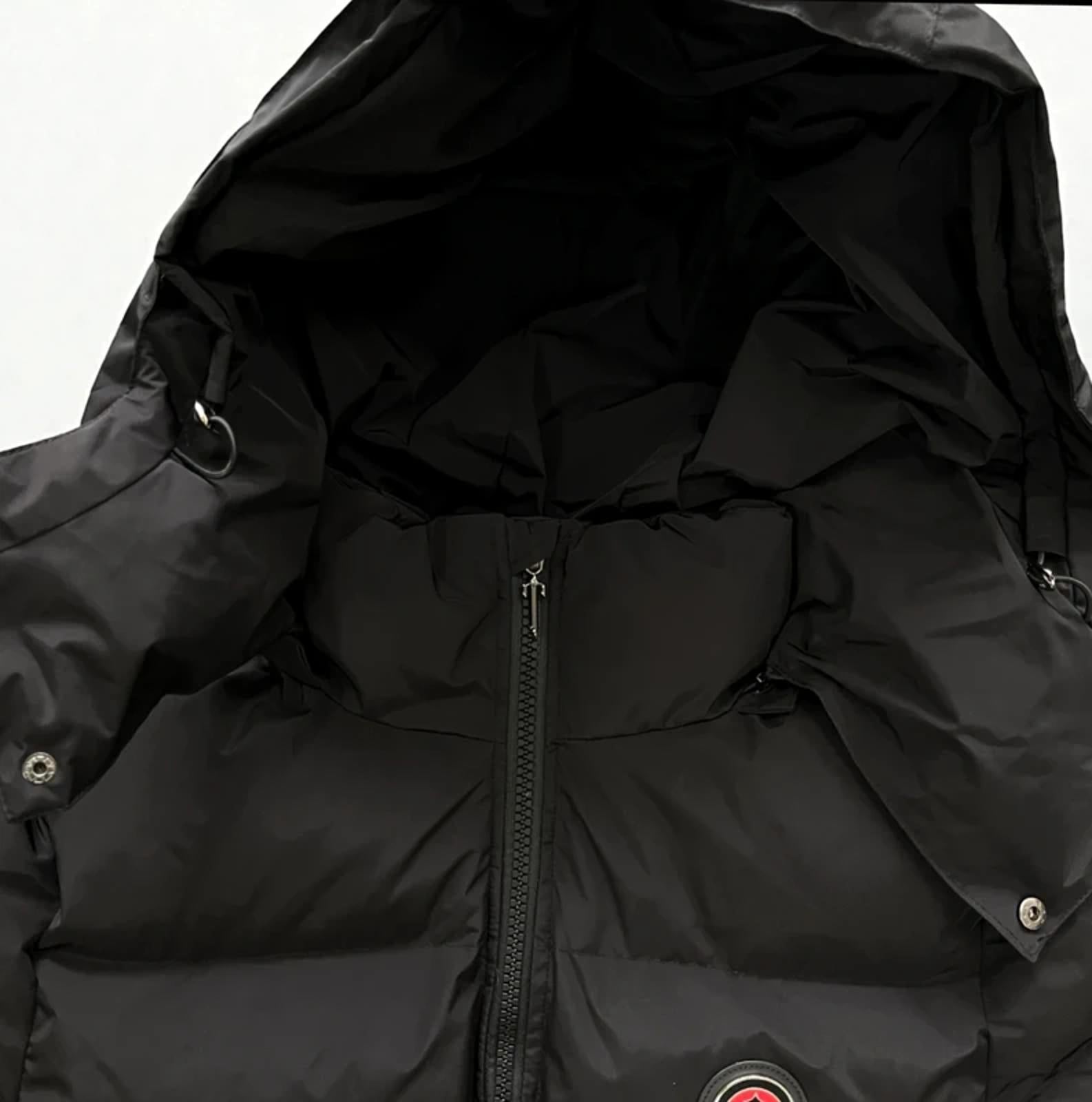 Trapstar Men's Irongate Detachable Hooded Puffer Jacket Black/Red