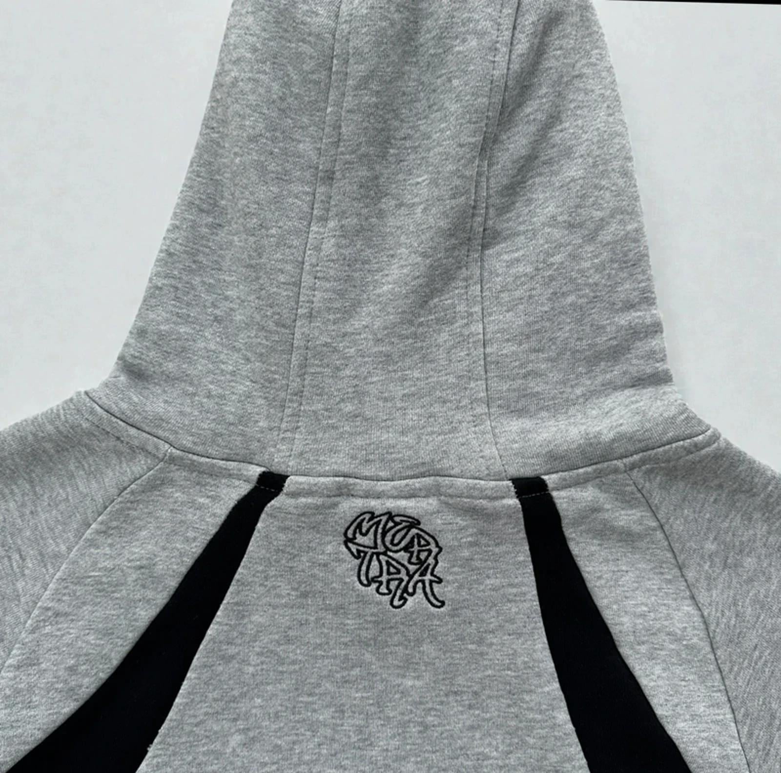 Mertra Hoodie Grey/Black